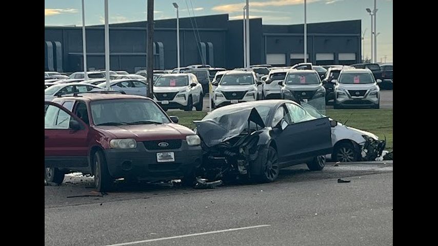 Victim In Edinburg Three Vehicle Accident Identified 6112