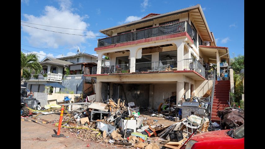 A fireworks explosion in the Honolulu area has killed 3 people and injured at least 20