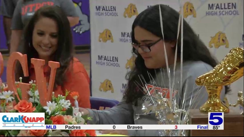 McHi's Lauryn Menchaca signs to UTRGV Track & Field