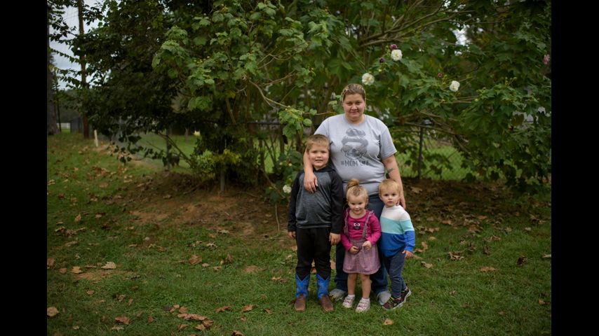 Some Texas school districts are requiring in-person instruction again, leaving parents scrambling for option