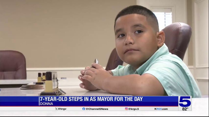 Third grader named Donna mayor for a day