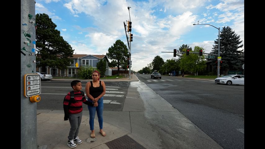 Vinieron a Estados Unidos en busca de una mejor vida y mejores escuelas. Los resultados son mixtos