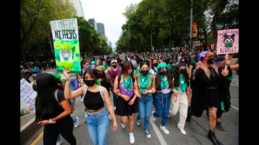 Violación de niña aviva debate del aborto al sur de México