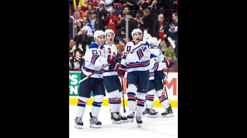 US advances to world junior hockey final, beating Russia 2-1