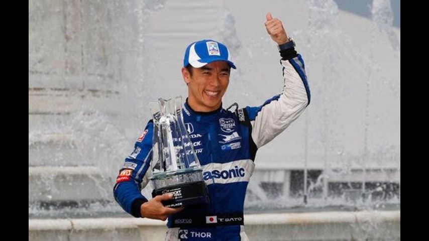 Sato over 220 mph to get IndyCar Series pole at Texas