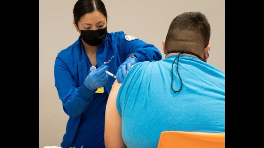 STC Holds Vaccine Clinic on Starr County Campus