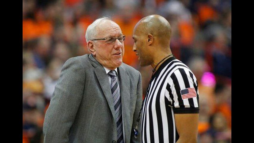 Syracuse coach Boeheim strikes, kills pedestrian on road