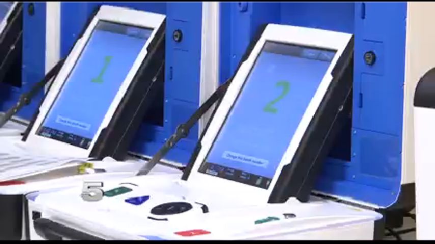 Hidalgo Co. Testing Voting Machines to Prepare for Election Day