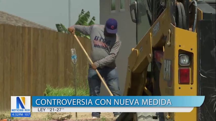 Nueva ley en Texas prohíbe descanso a los trabajadores al aire libre durante jornadas soleadas