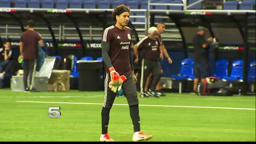 Fútbol Fans Flock To Alamodome