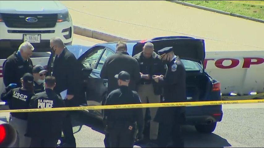 Police Officer Dead After Driver Rams Barricade At Us Capitol Suspect Fatally Shot 1142