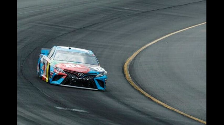 Kyle Busch moves into tie for 9th with 55th career Cup win