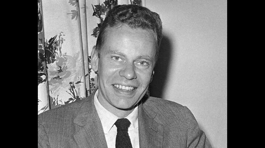 Charles Van Doren, figure in game show scandals, dies at 93