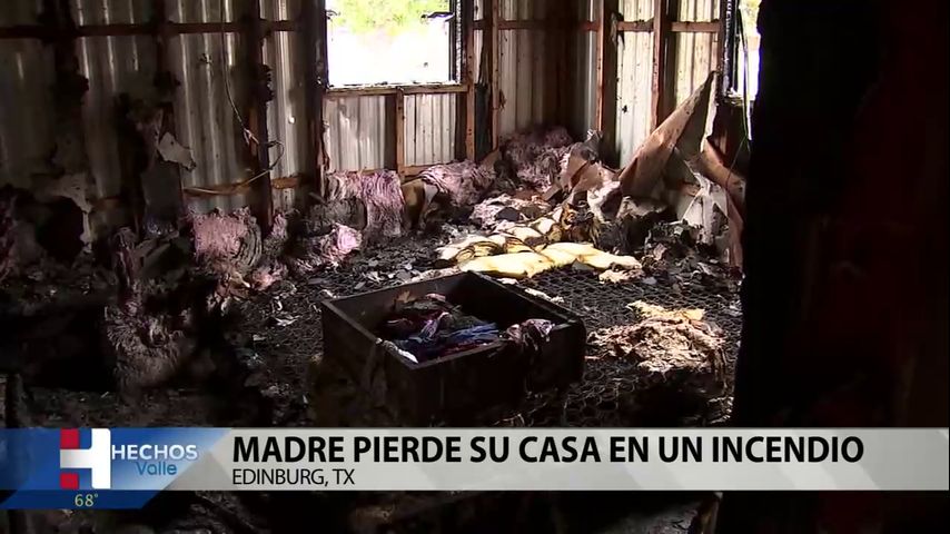 Madre lo pierde todo tras el incendio de su hogar en Edinburg