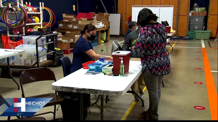 Más de 4 mil niños reciben sus vacunas en  el distrito escolar de Edinburg 