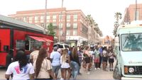 Perkins Rowe Food Truck Round Up draws hundreds with 17 local vendors