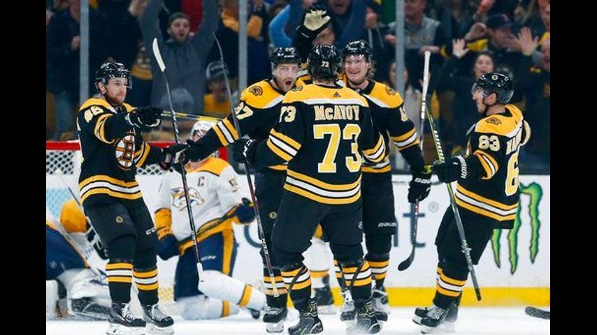 Bergeron scores twice in return as Bruins beat Predators 5-2