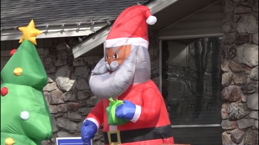 Arkansas man receives racist letter demanding he remove Black Santa Claus decoration
