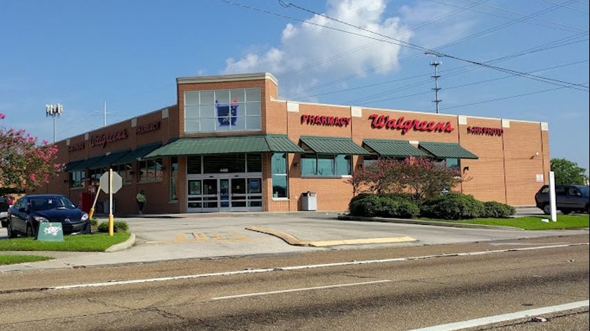 Walgreens profit tumbles, slashes guidance amid significant drop in Covid  vaccine demand