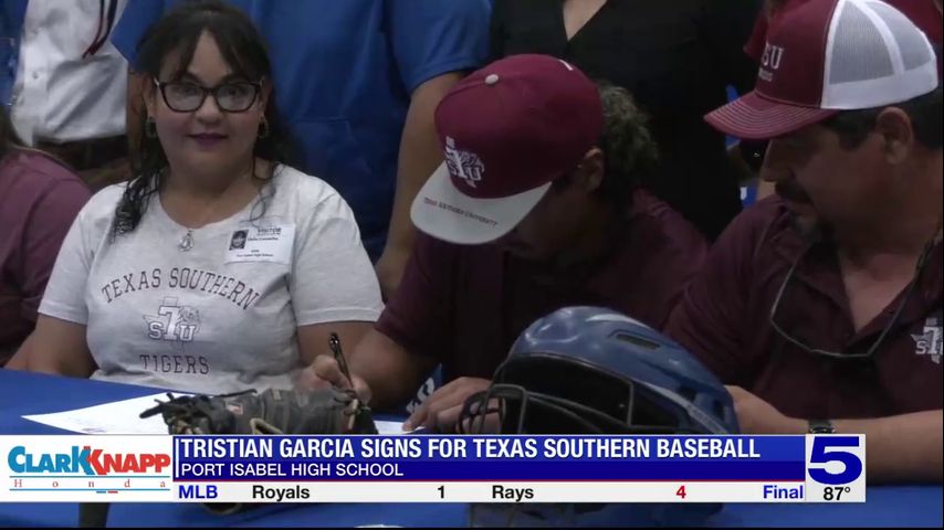 Port Isabel's Tristian Garcia signs for Texas Southern Baseball