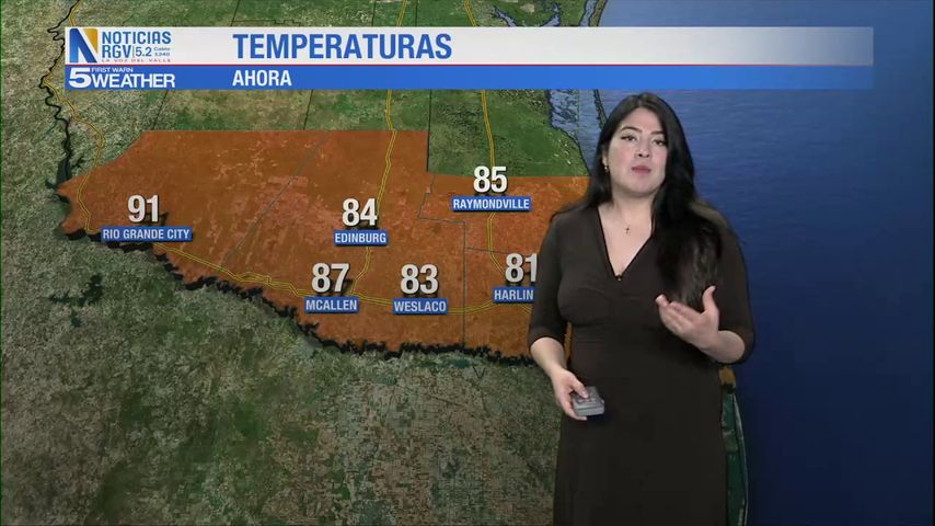 Lunes 25 de Noviembre: Noche fresca, temperaturas mínimas en los 70s