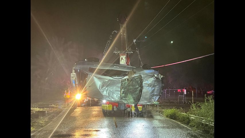 Un hombre se encuentra es estado crítico tras volcar un vehículo en Edinburg