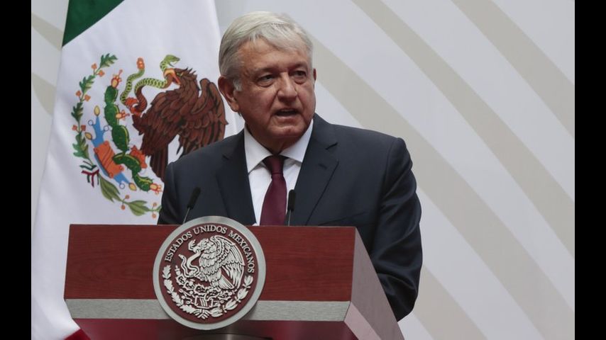 AMLO visita monumentos a Lincoln y Juárez en Washington