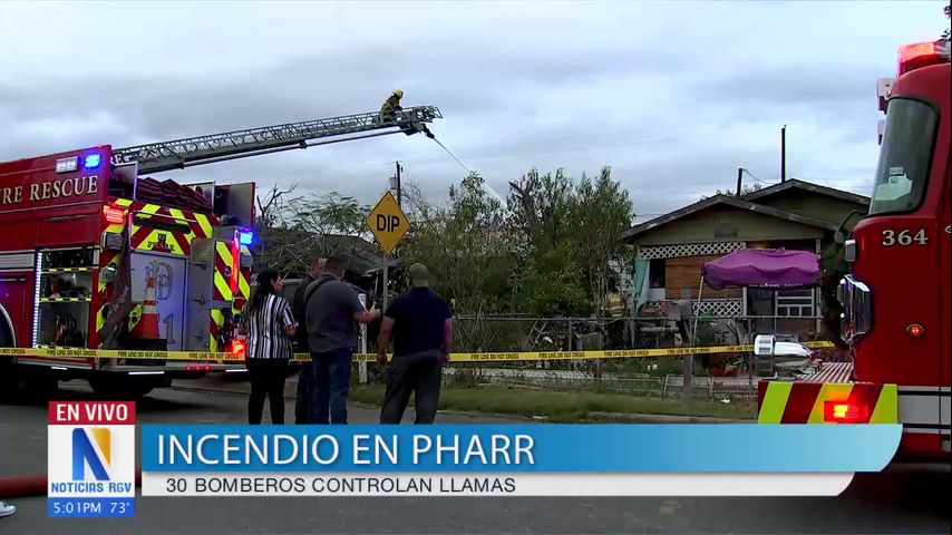 Dos casas destruidas tras incendio en Pharr