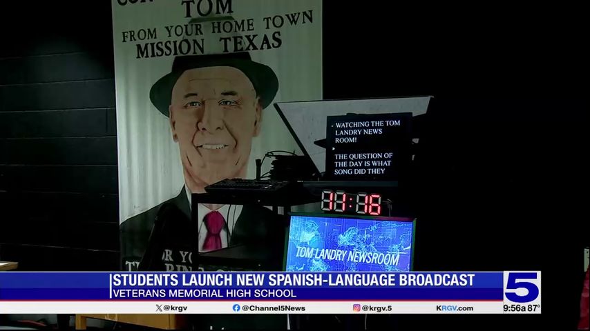La sala de redacción dirigida por estudiantes de Mission CISD lanza noticiero en español