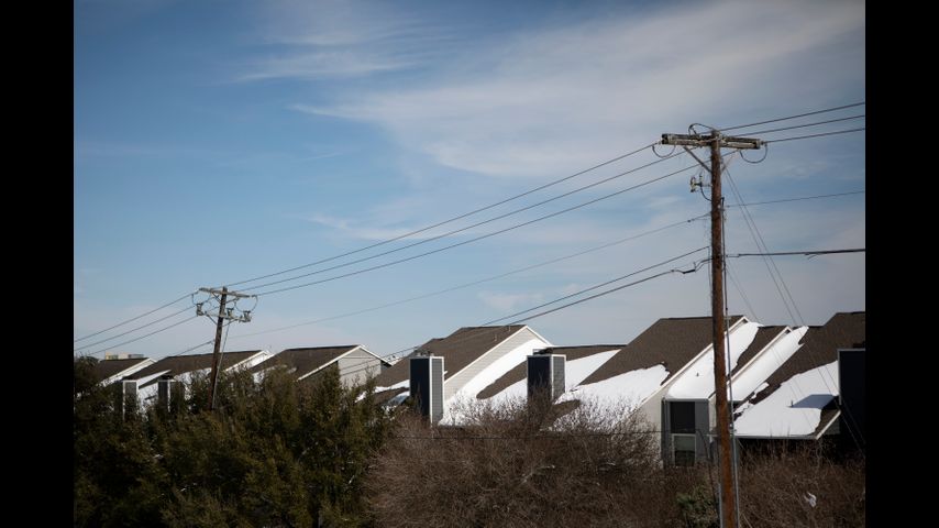 When will Texans get their power back? Officials don't know.