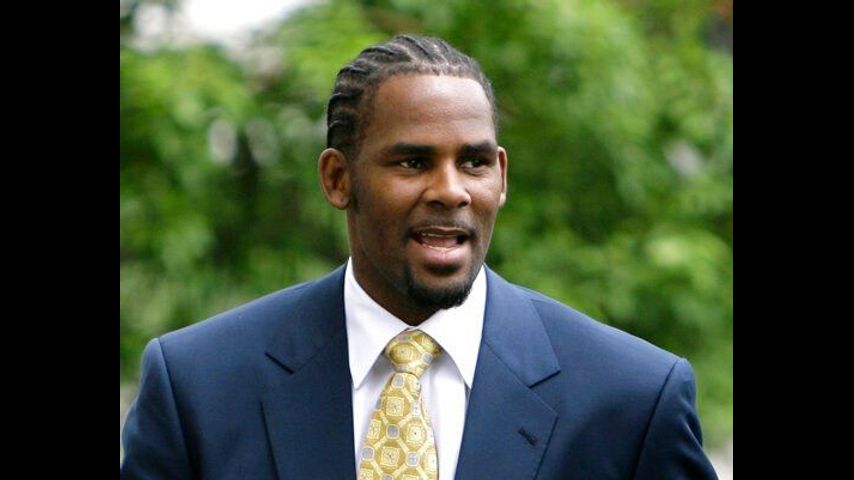 Lawyer likens R. Kelly to Beethoven to explain studio move