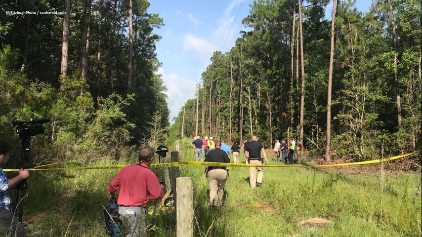 Small plane crashes along I-10 in MS near Gulfport