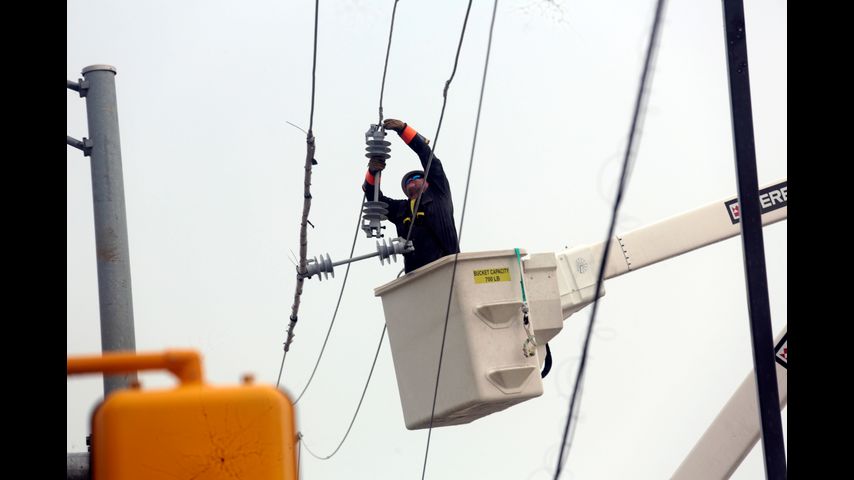 Texas launches new investigation into Houston's power utility following deadly outages after Beryl