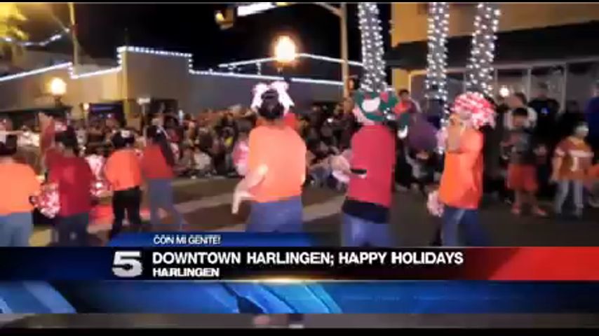 Residentes del Valle Comparten Espíritu Navideño