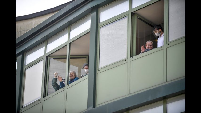 Virus infections top 600,000 globally with long fight ahead