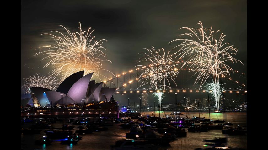 The world begins welcoming 2025 with light shows, embraces and ice plunges